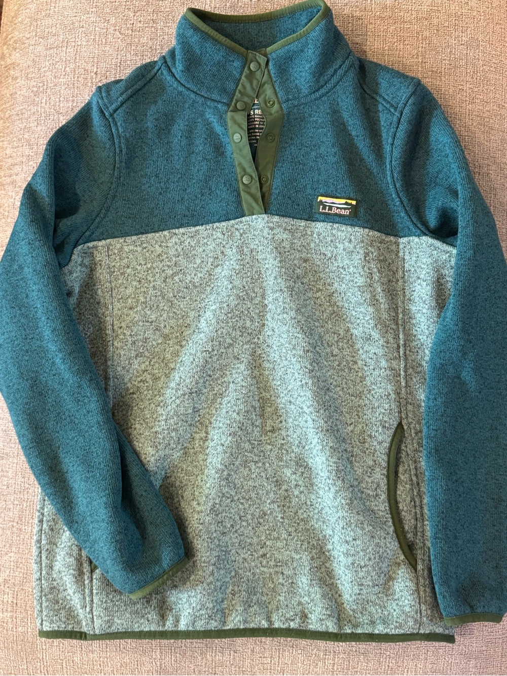 L.L. Bean Women’s Two-Tone Teal and Heathered Green Fleece